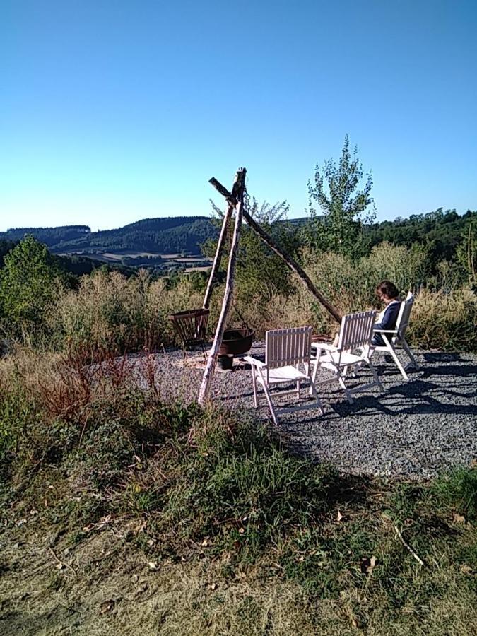 Camping La Foret Du Morvan Larochemillay Zewnętrze zdjęcie