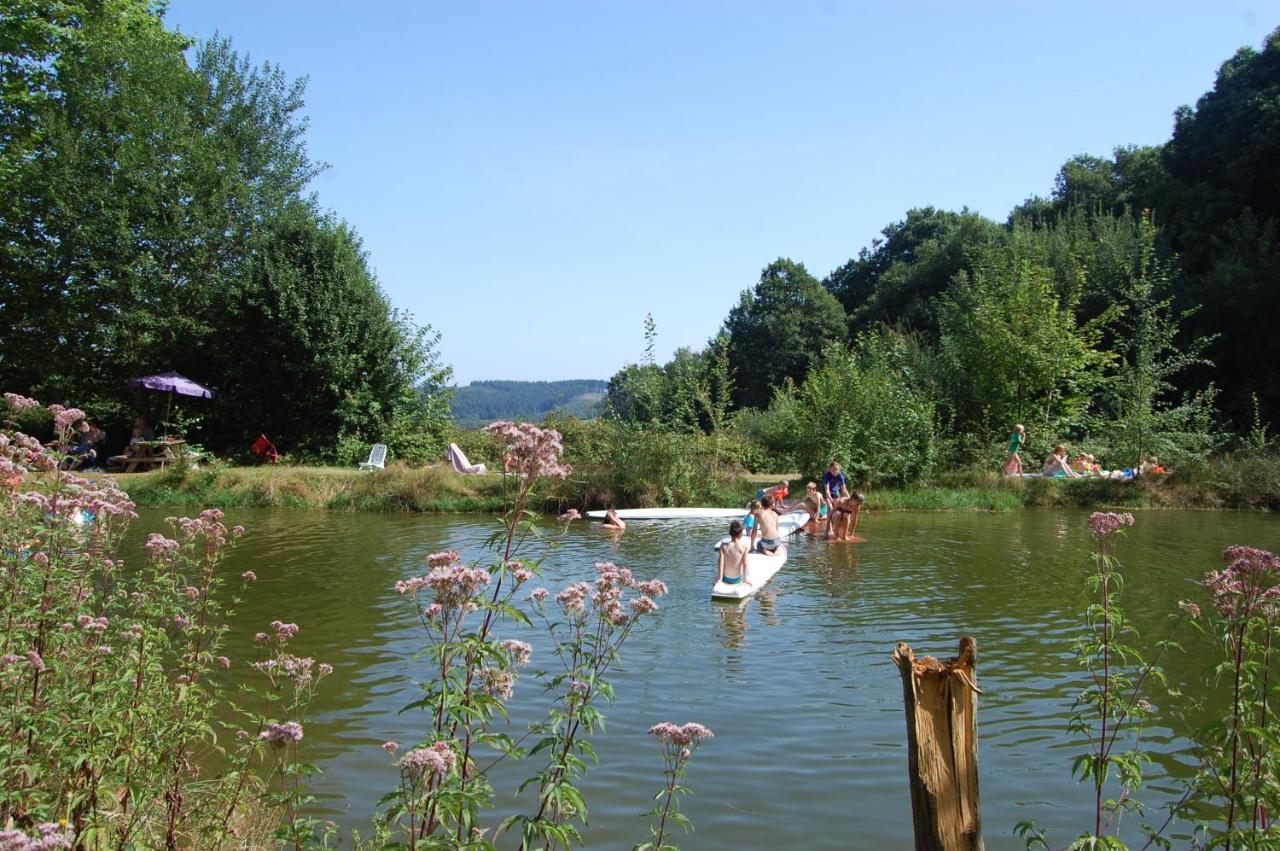 Camping La Foret Du Morvan Larochemillay Zewnętrze zdjęcie