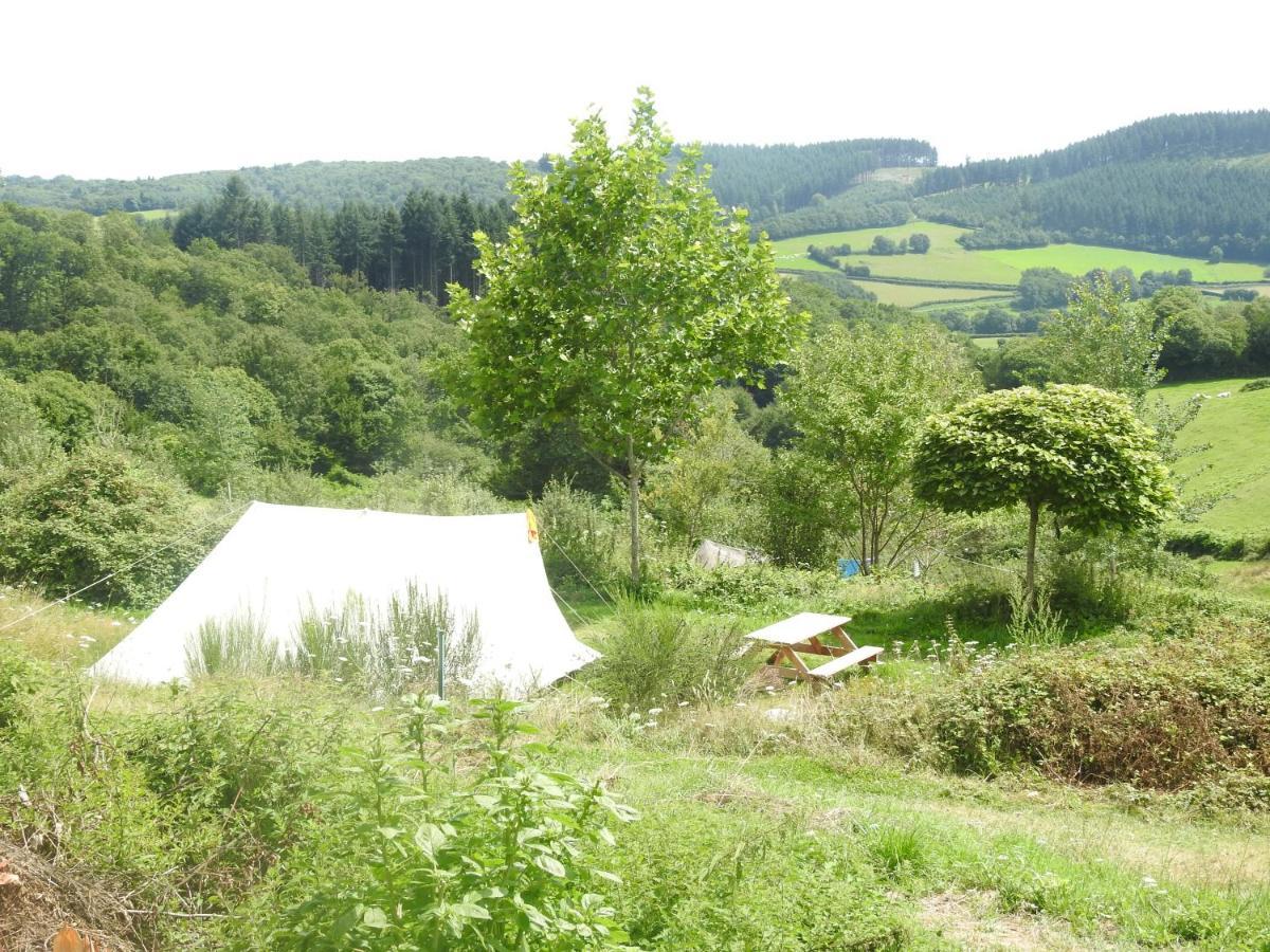 Camping La Foret Du Morvan Larochemillay Zewnętrze zdjęcie
